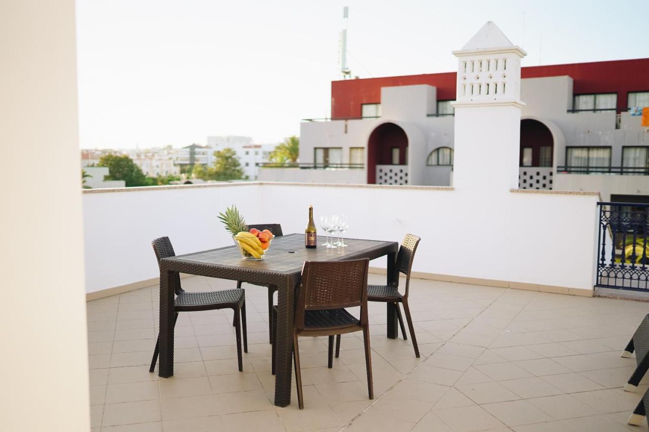 דירות אלבופיירה Wonderful Flats With Pool By Host Wise מראה חיצוני תמונה