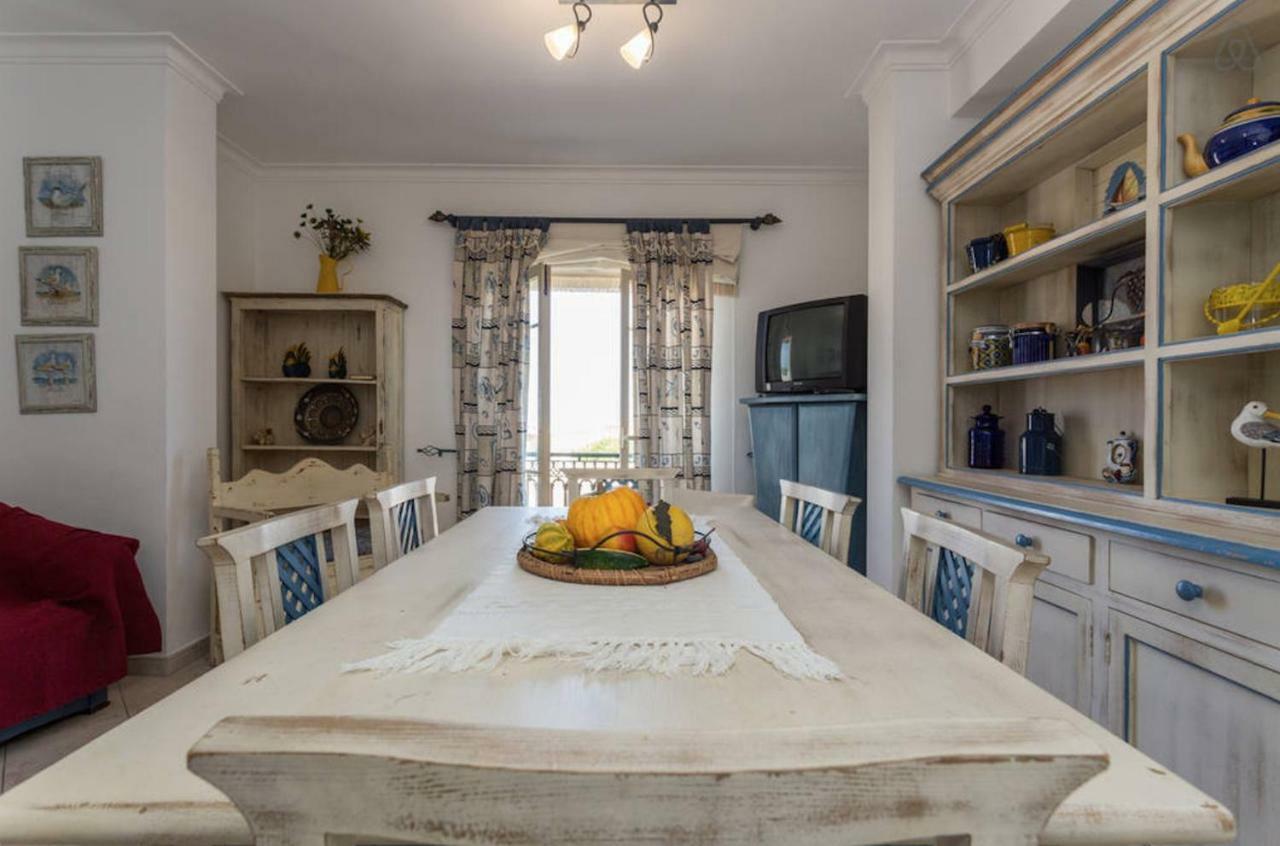 דירות אלבופיירה Wonderful Flats With Pool By Host Wise מראה חיצוני תמונה